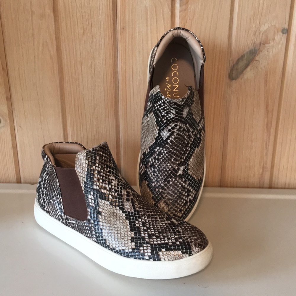 SZ 9 Snake Skin High Tops by Matisse Footwear NWOT